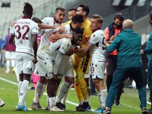 Süper Lig: Fatih Karagümrük: 1 - Trabzonspor: 2 (Maç Sonucu)