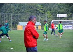 Bursaspor’un Kartepe Kampı Başladı