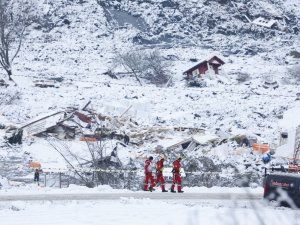 Norveç’teki Heyelanda Hayatını Kaybedenlerin Sayısı 5’e Yükseldi