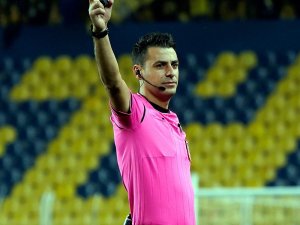 Denizlispor-kayserispor Maçını Ali Şansalan Yönetecek