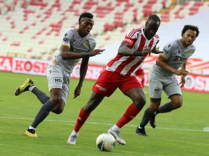 Sivasspor İle Yeni Malatyaspor 7. Randevuda