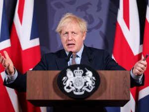 İngiltere Başbakanı Boris Johnson İngiltere’de 3’üncü Kez Karantina Uygulanacağını Duyurdu