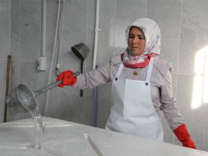 Yakınları Bile Ondan Korkup Kaçıyor