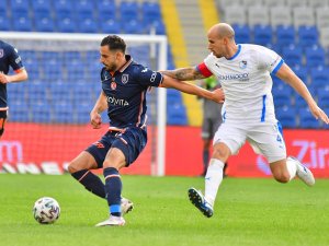 Süper Lig: Medipol Başakşehir: 1 - Bb Erzurumspor: 0 (İlk Yarı)