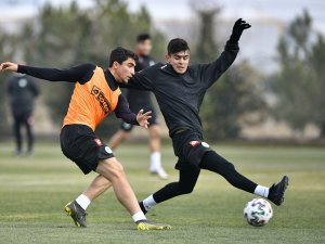 Konyaspor, Karagümrük Maçı Hazırlıklarına Başladı