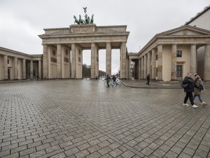 Berlin Sokaklarında Sessizlik Devam Ediyor