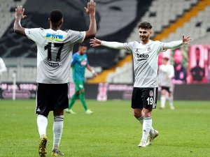 Rizespor’a 4 Gol Atan Larin, Krallıkta Zirveye Çıktı