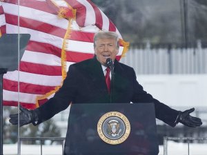 Abd Başkanı Donald Trump: Abd Başkentindeki Herkesten Barışçıl Kalmasını İstiyorum. Şiddete Hayır!"