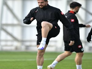 Uğur Demirok Konyaspor’dan Ayrıldı