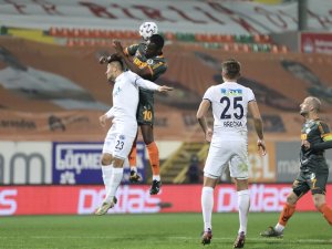 Süper Lig: Aytemiz Alanyaspor: 1 - Kasımpaşa: 2 (Maç Sonucu)