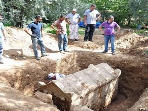 Lahit Tarlası İşte Böyle Korunuyor
