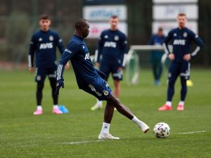 Fenerbahçe, Kasımpaşa İle Oynayacağı Kupa Maçı Hazırlıklarına Başladı