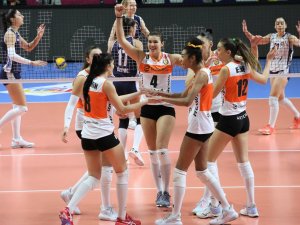 Misli.com Sultanlar Ligi: Sistem9 Yeşilyurt: 0 - Eczacıbaşı Vitra: 3
