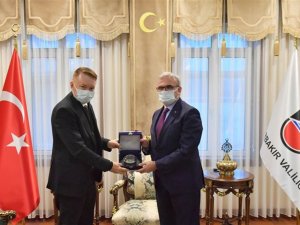 Diyarbakır’a Gelen Avustralya Büyükelçisinden Türkiye’ye Övgü