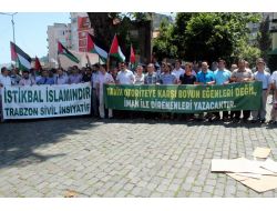Trabzon’da Filistin Bayrakları Açıldı, İsrail Lanetlendi