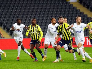 Ziraat Türkiye Kupası: Fenerbahçe: 0 - Kasımpaşa: 0 (İlk Yarı)
