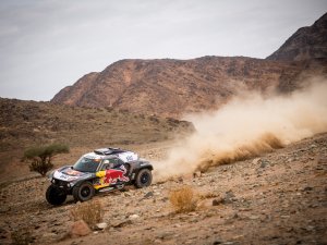Dakar Rallisi’nde Şampiyon Stephane Peterhansel