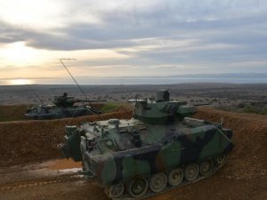 Milli Savunma Bakanlığı’ndan Zırhlı Muharebe Aracı Atış Tatbikatı