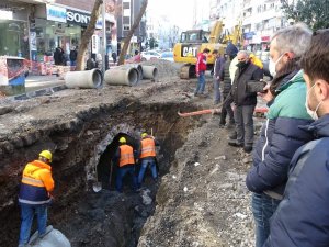 Trabzon’da Alt Yapı Çalışması Sırasında Bulunan Su Kemerini Andıran Yapıya İnceleme