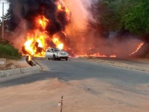 Nijerya’da Petrol Tankeri Patladı: 3 Ölü