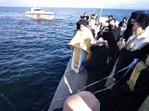 Denizden Haç Çıkarma Ayinine Kar Engeli