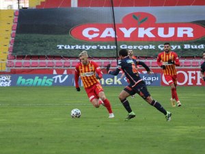Süper Lig: Kayserispor: 2 - Medipol Başakşehir: 0 (Maç Sonucu)