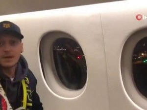 Mesut Özil, İstanbul’a İniş Görüntülerini Paylaştı