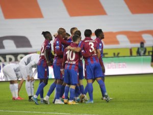 Süper Lig: Trabzonspor:1 - Konyaspor: 0 (İlk Yarı)