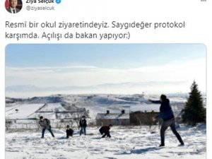 Milli Eğitim Bakanı Selçuk’tan Kartopu Paylaşımı