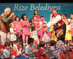 Rize'de Çocukların Ramazan Eğlencesi