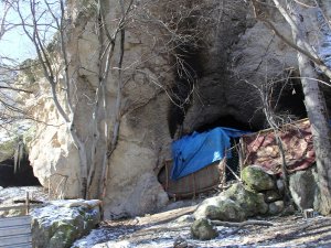 30 Yıl 10 Çocuğuyla Mağarada Yaşadı, Şimdi O Günleri Tebessümle Anıyor
