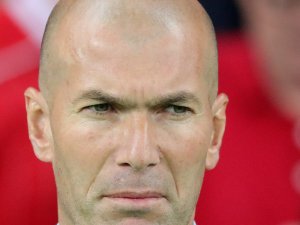 Zinedine Zidane’ın Korona Virüs Testi Pozitif Çıktı
