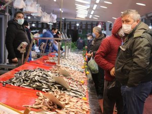 Hamsi Avı Yasağı Fiyatları 40 Liraya Kadar Çıkardı