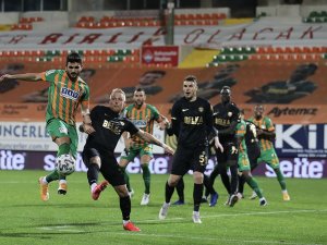7 Gollü Duelloda Zafer Alanyaspor’un!