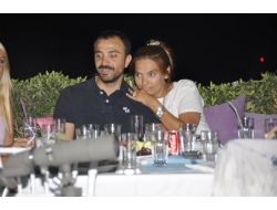 Demet Akalın Bodrum’da Stres Atıyor