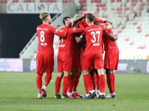 Sivasspor’da Alanyaspor Maçı Öncesi 5 Eksik!