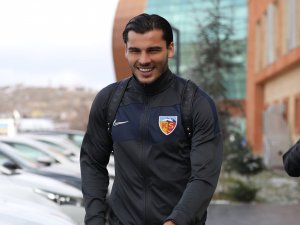 Kayserispor 23 Futbolcuyla İstanbul’a Gitti
