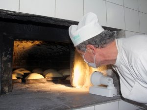 Karadeniz’in Tek İçten Yanmalı Fırıncısından Meslek Sırları