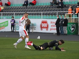 Süper Lig: Y. Denizlispor: 2 - Göztepe: 1 (Maç Sonucu)