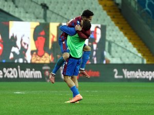 Süper Lig: Beşiktaş: 1 - Trabzonspor: 2 (Maç Sonucu)