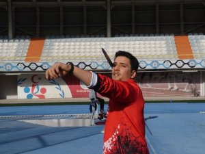 Cirit Atma Şampiyonu Ümmet Değirmenci, Pandemi Sürecini Güçlenerek Geçiriyor