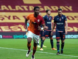 Süper Lig: Galatasaray: 3 - Medipol Başakşehir: 0 (Maç Sonucu)