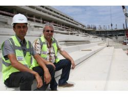 Akyazı Spor Ve Kültür Merkezi İnşaatı Hızla Sürüyor