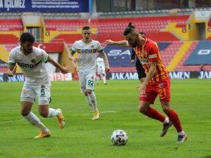 Hes Kablo Kayserispor: 0 - Aytemiz Alanyaspor: 0 (İlk Yarı)