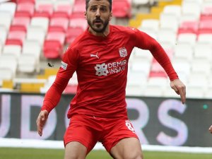 Sivasspor’da Caner Osmanpaşa Sakatlandı!