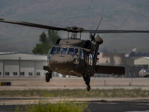 Abd’de Ulusal Muhafızları Taşıyan Helikopter Düştü: 3 Ulusal Muhafız Öldü