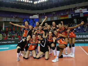 Eczacıbaşı Vitra, Çeyrek Finali Garantiledi