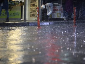 Meteorolojiden 5 İl İçin Yağış Uyarısı