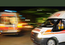 Giresun'da otomobil kamyonet ve tıra çarptı: 1 ölü, 5 yaralı