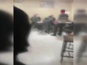 Kağıthane’de Ruhsatsız İş Yerine Kumar Baskını Kamerada